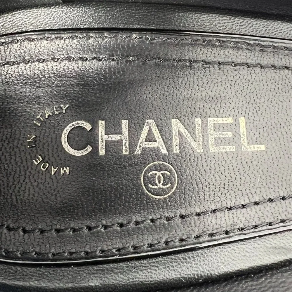 Chanel Black Leather Pumps CC Logo Classic Heels‎ 39.5